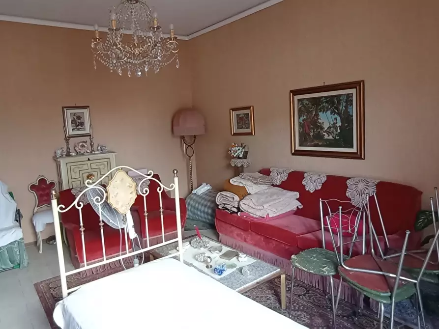 Immagine 17 di Pentalocale in vendita  a Ragusa