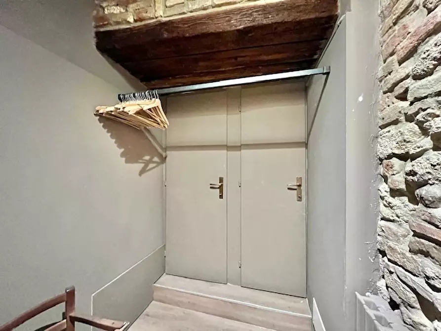 Immagine 21 di Locale commerciale in vendita  a Bertinoro