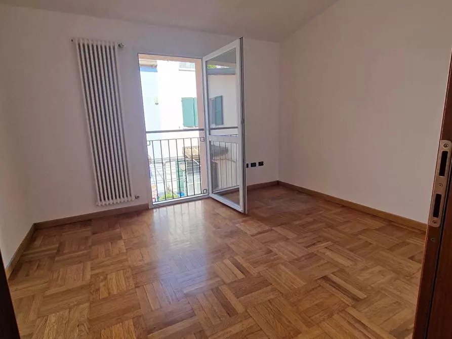 Immagine 29 di Villetta a schiera in vendita  a Meldola