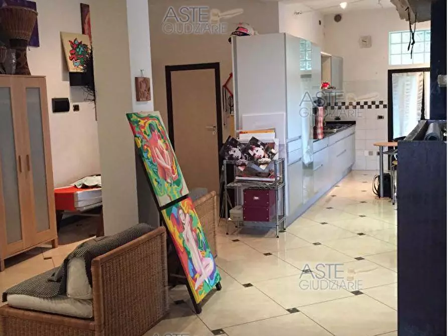 Immagine 5 di Rustico / casale in vendita  a Ravenna