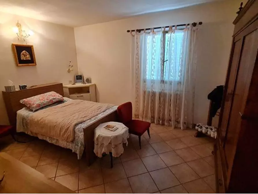 Immagine 6 di Porzione di casa in vendita  a Bagnacavallo