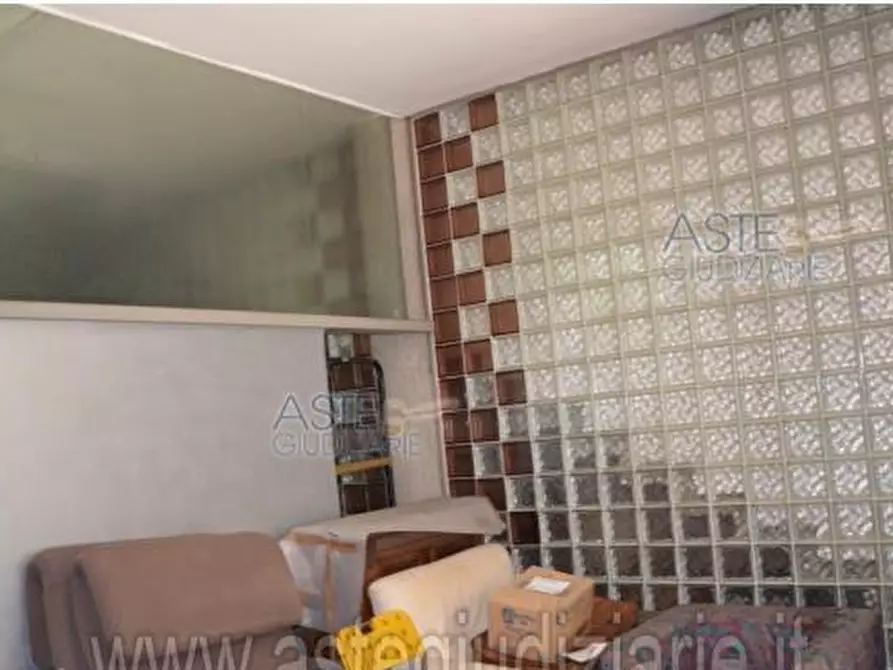 Immagine 2 di Porzione di casa in vendita  a Rimini