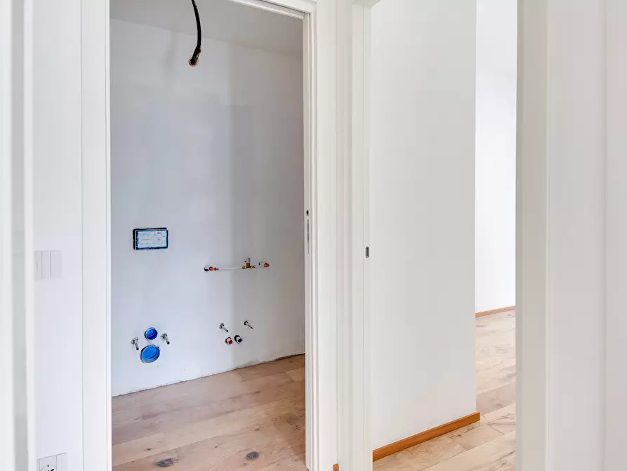 Immagine 29 di Quadrilocale in vendita  in Via L. C. Farini 291 a Cesena