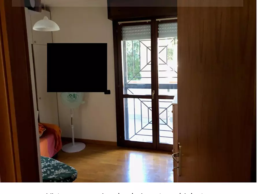 Immagine 1 di Trilocale in vendita  a Ravenna