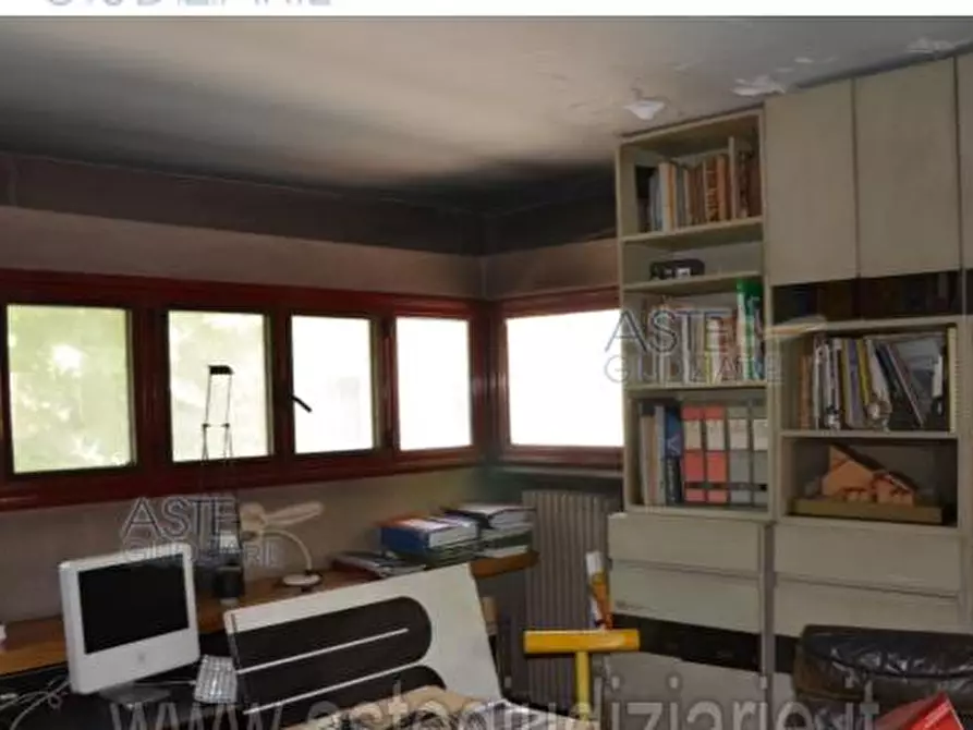 Immagine 1 di Porzione di casa in vendita  a Rimini