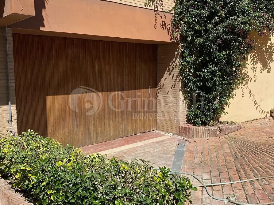 Immagine 14 di Garage in vendita  in VIA PEGASO 2 a Anzio