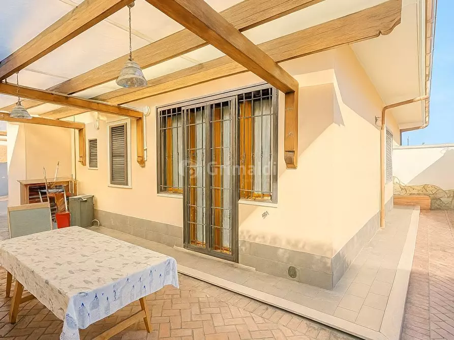 Immagine 5 di Casa bifamiliare in vendita  in Via Casal di Claudia 84 a Anzio