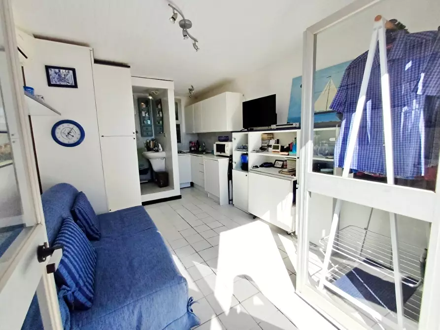 Immagine 15 di Monolocale in vendita  in Via Olanda 157 a Sestri Levante