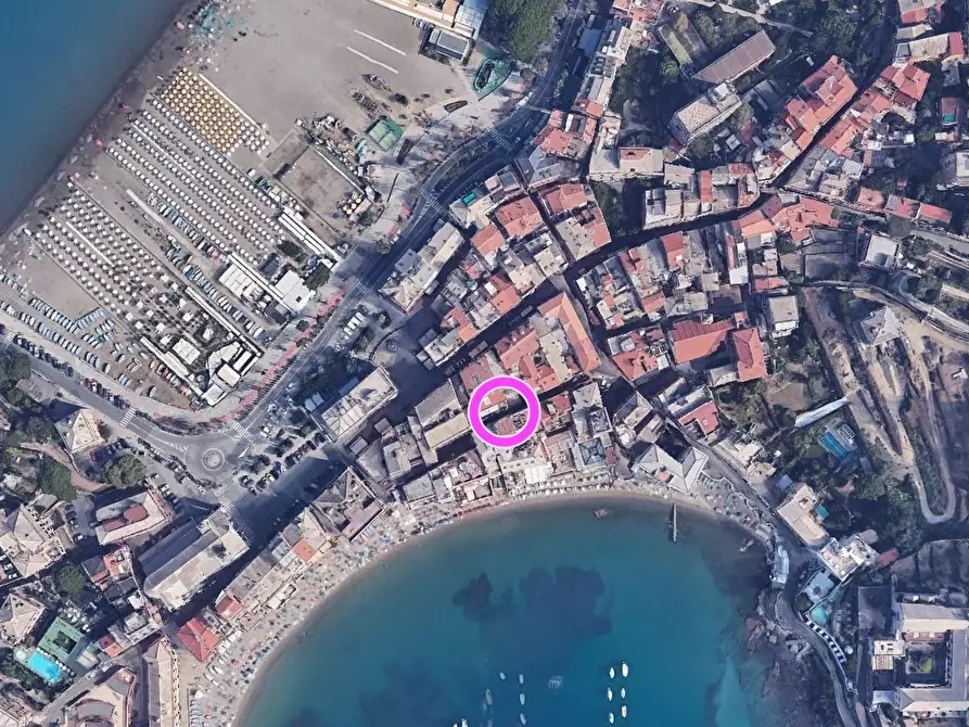 Immagine 17 di Trilocale in affitto  in Via Vincenzo Cappellini 22 a Sestri Levante