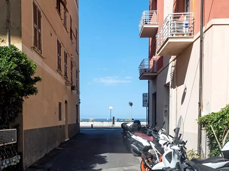 Immagine 2 di Trilocale in vendita  in Via Privata Pavia 60 a Sestri Levante