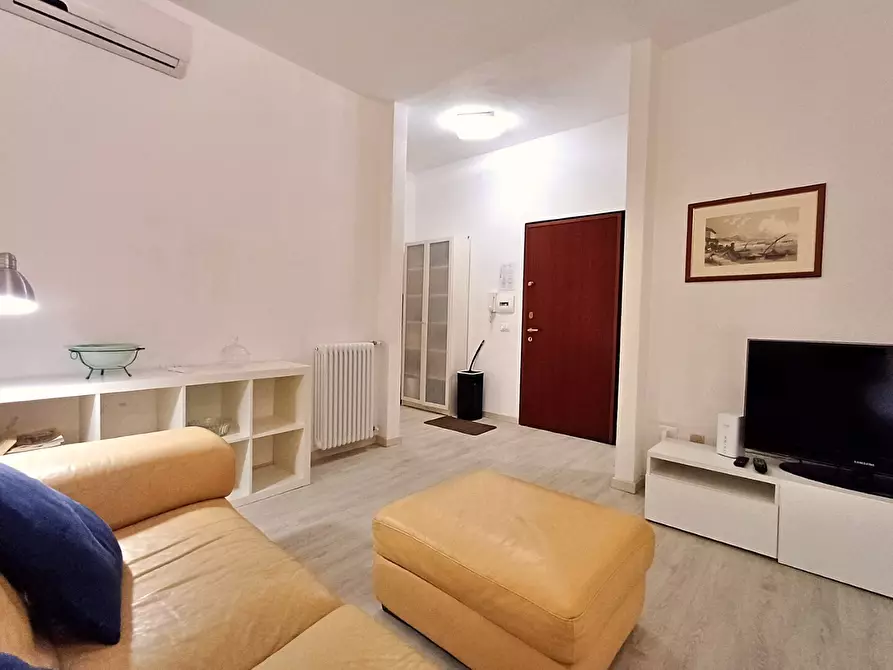 Immagine 8 di Trilocale in affitto  in Via Vincenzo Cappellini 22 a Sestri Levante