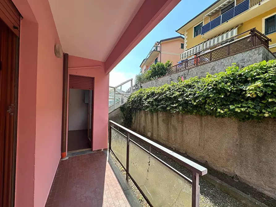 Immagine 10 di Bilocale in vendita  in Via San D'Acquisto 8 a Casarza Ligure