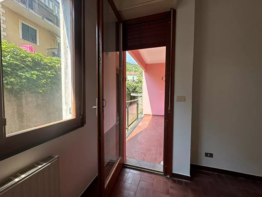 Immagine 5 di Bilocale in vendita  in Via San D'Acquisto 8 a Casarza Ligure