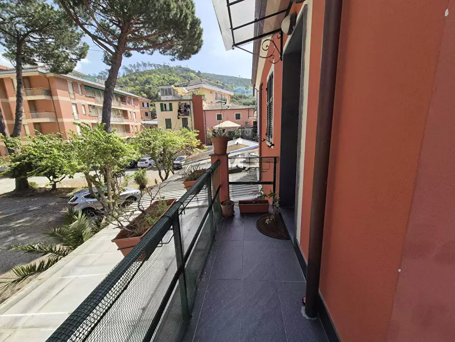 Immagine 1 di Trilocale in vendita  a Lavagna