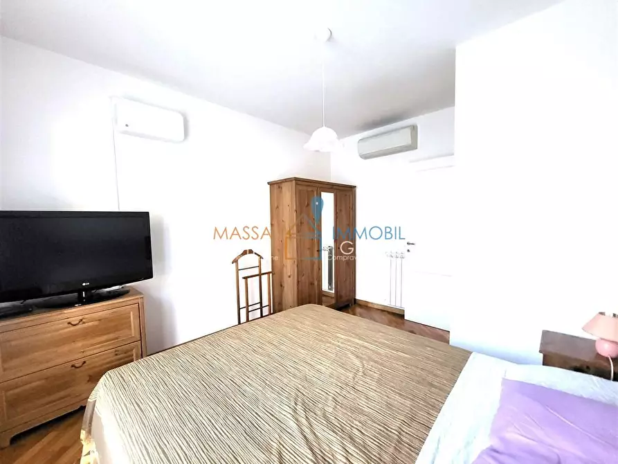 Immagine 28 di Porzione di casa in vendita  in Via Bottaccio a Montignoso