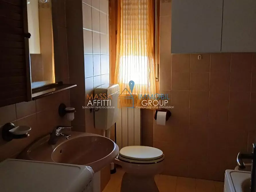 Immagine 14 di Appartamento in vendita  in Via Romagnano 14 a Massa