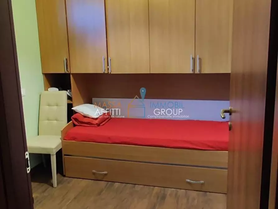 Immagine 10 di Porzione di casa in vendita  in Via Celia 11 a Massa