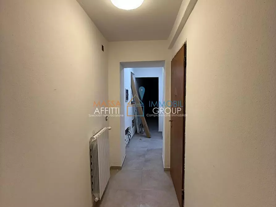 Immagine 9 di Quadrilocale in vendita  in Via Magenta 10 a Massa