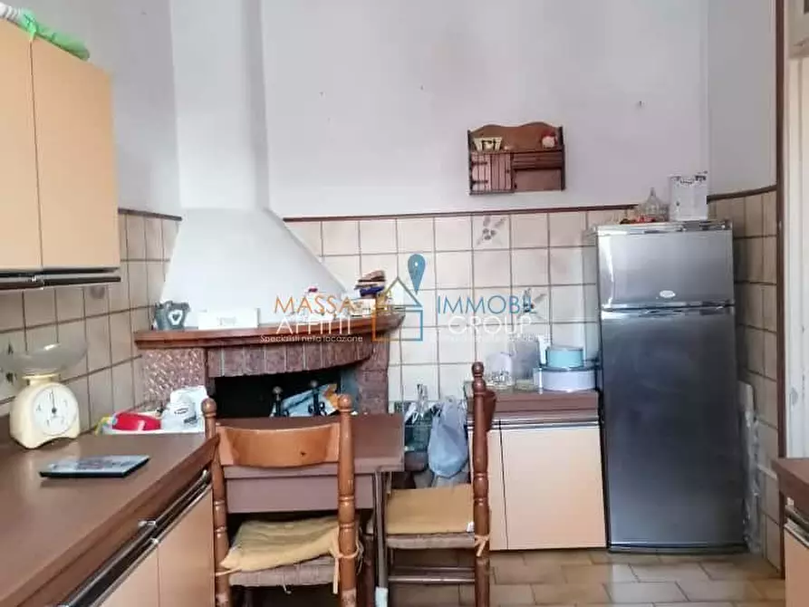 Immagine 2 di Pentalocale in vendita  in Via Benedetto Croce 157 a Massa