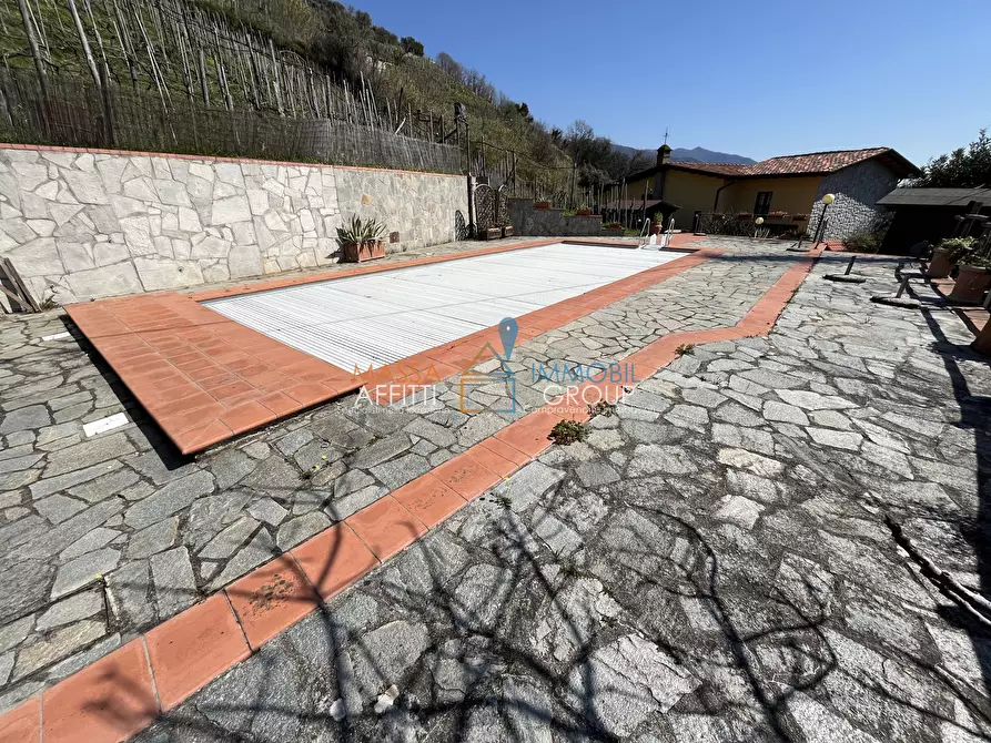 Immagine 48 di Villa in vendita  in Via San Lorenzo 70 a Massa