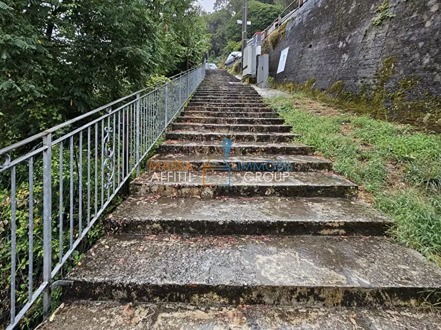 Immagine 17 di Quadrilocale in vendita  in Frazione Pariana a Massa