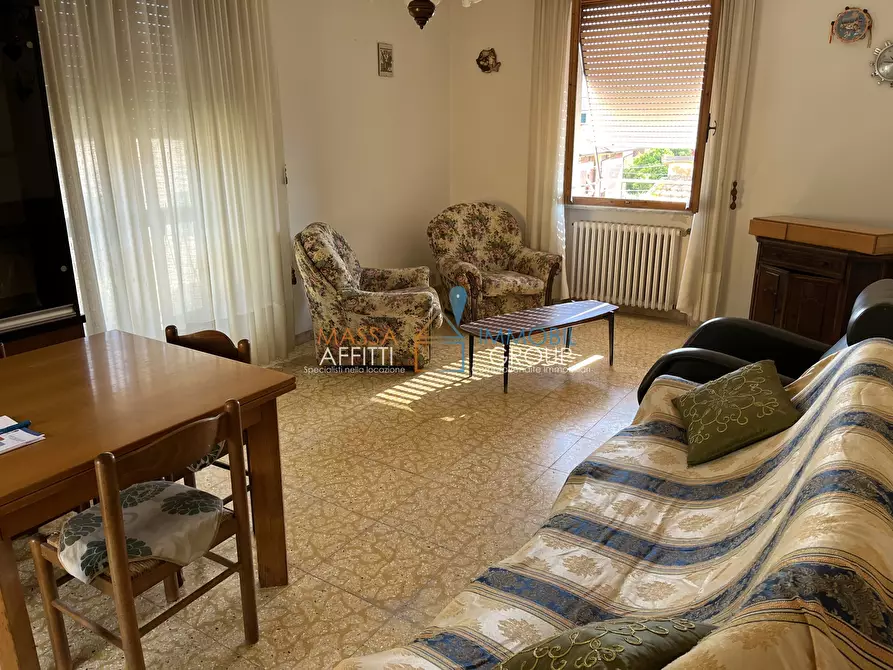 Immagine 3 di Pentalocale in vendita  in Via Francesco Lemmi 4 a Massa