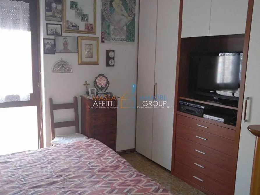 Immagine 7 di Pentalocale in vendita  in Via Europa 13 a Massa