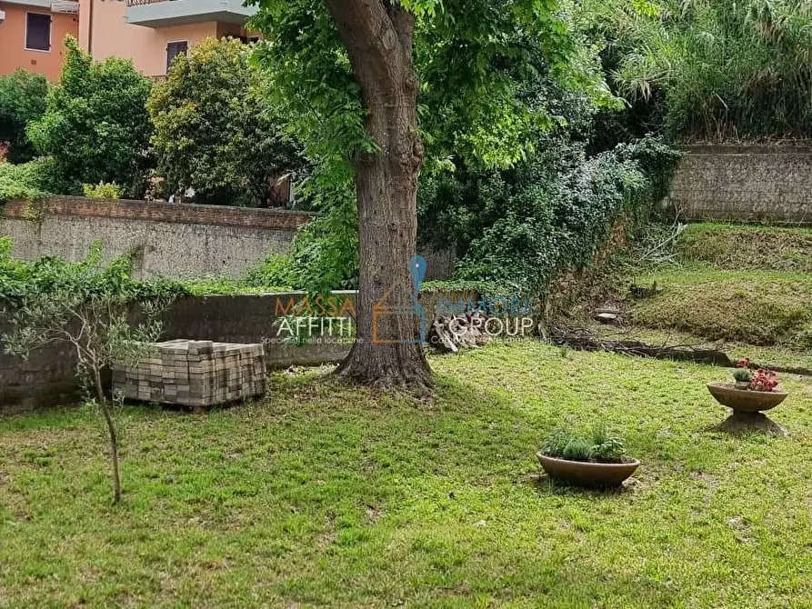 Immagine 26 di Quadrilocale in vendita  in Via Montia 6 a Carrara