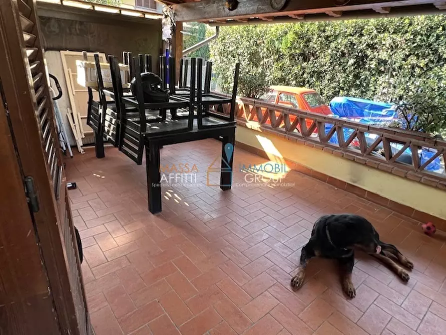 Immagine 6 di Villa in vendita  in Via Tinelli 33 a Massa