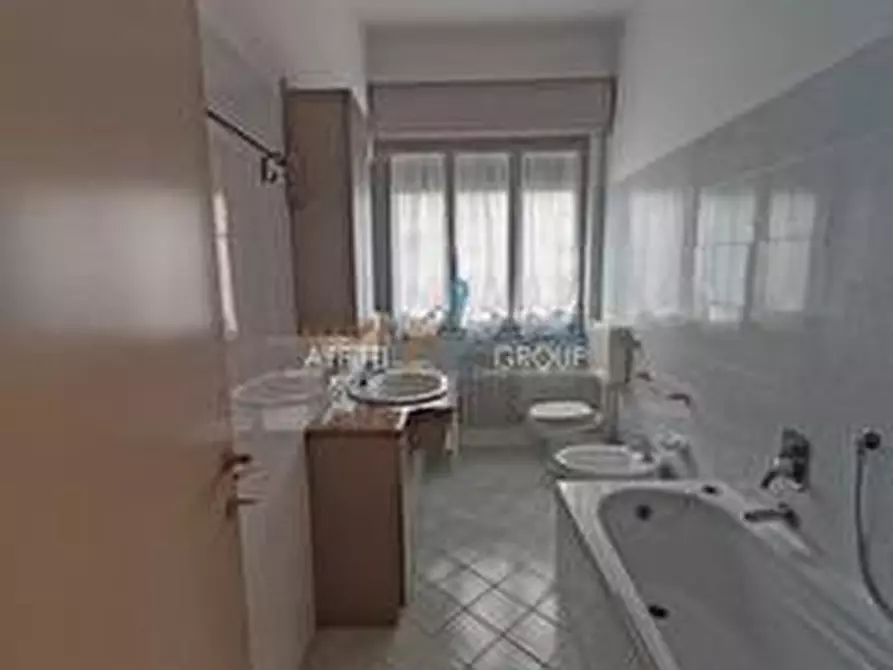 Immagine 32 di Casa indipendente in vendita  in Via Paolo Ferrari 37 a Massa