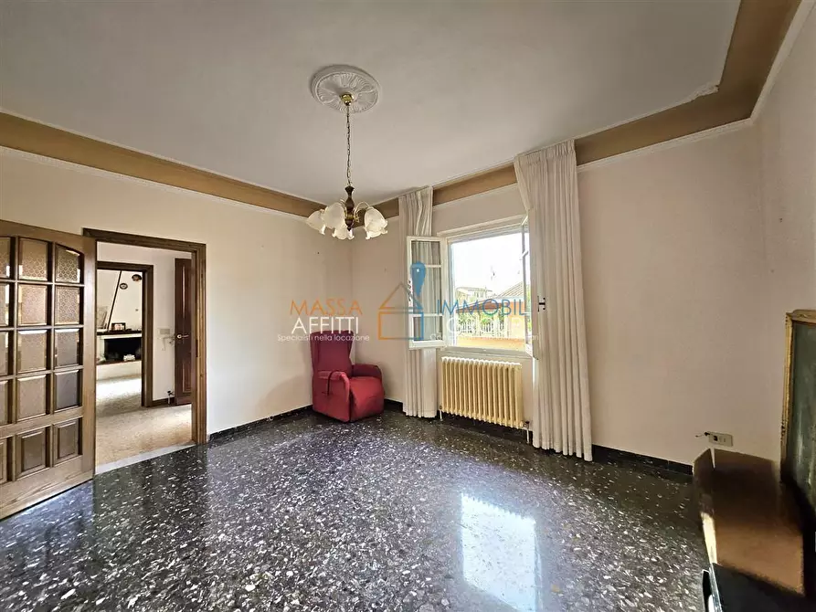 Immagine 20 di Porzione di casa in vendita  in Via Pratta 6 a Massa