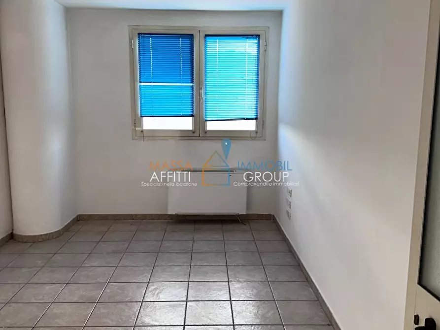 Immagine 25 di Attività artigianale in vendita  in Via Frassina 65 a Massa