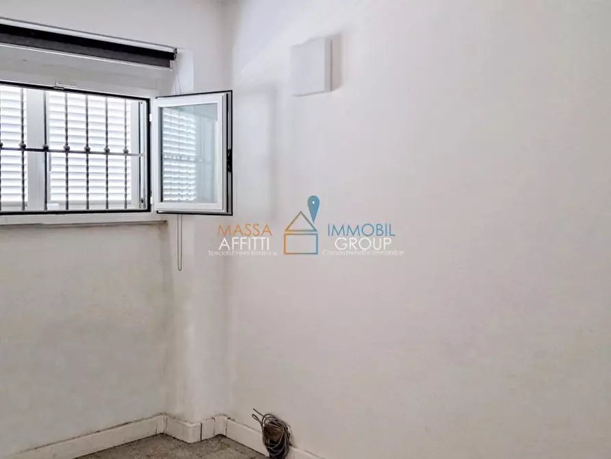 Immagine 5 di Trilocale in vendita  in Via Gioacchino Rossini 47 a Massa