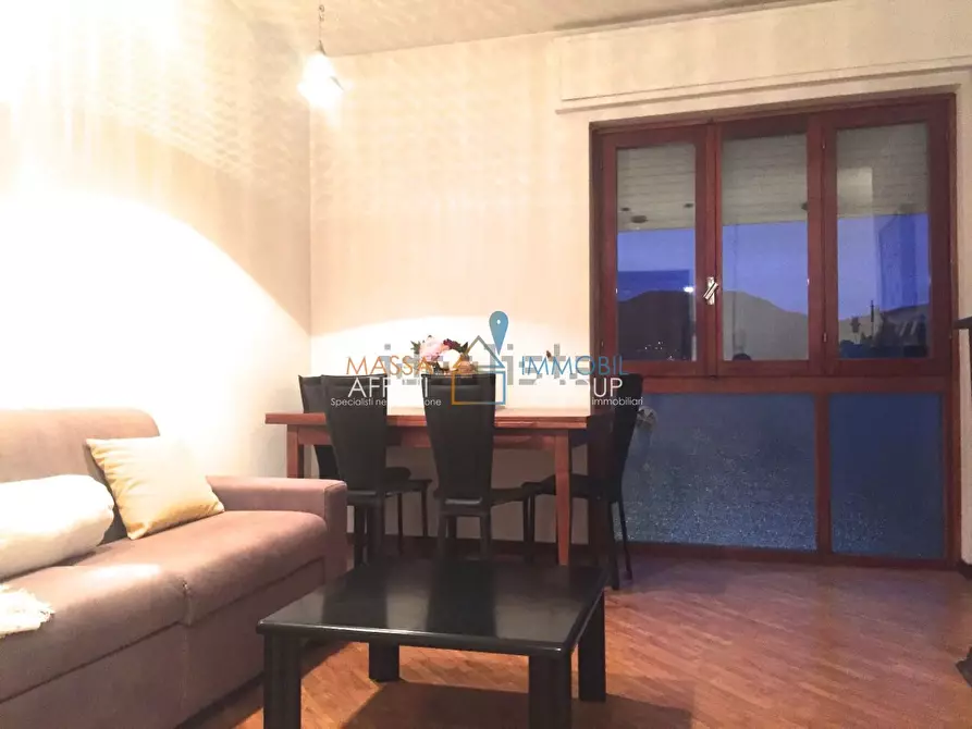 Immagine 3 di Pentalocale in vendita  in Via Eugenio chiesa 17 a Massa