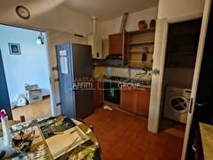 Immagine 13 di Quadrilocale in vendita  in Via Fossone 31 a Massa