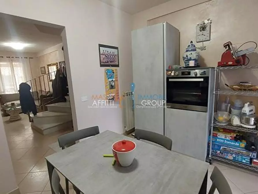 Immagine 9 di Villetta a schiera in vendita  in Via Canaletto 19 a Massa