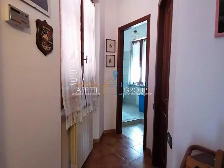 Immagine 15 di Villetta a schiera in vendita  in Via Bergiola 109 a Massa