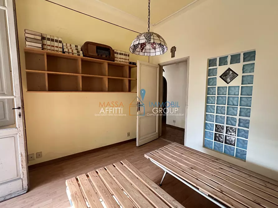 Immagine 18 di Pentalocale in vendita  in Via Benedetto Croce 11 a Massa