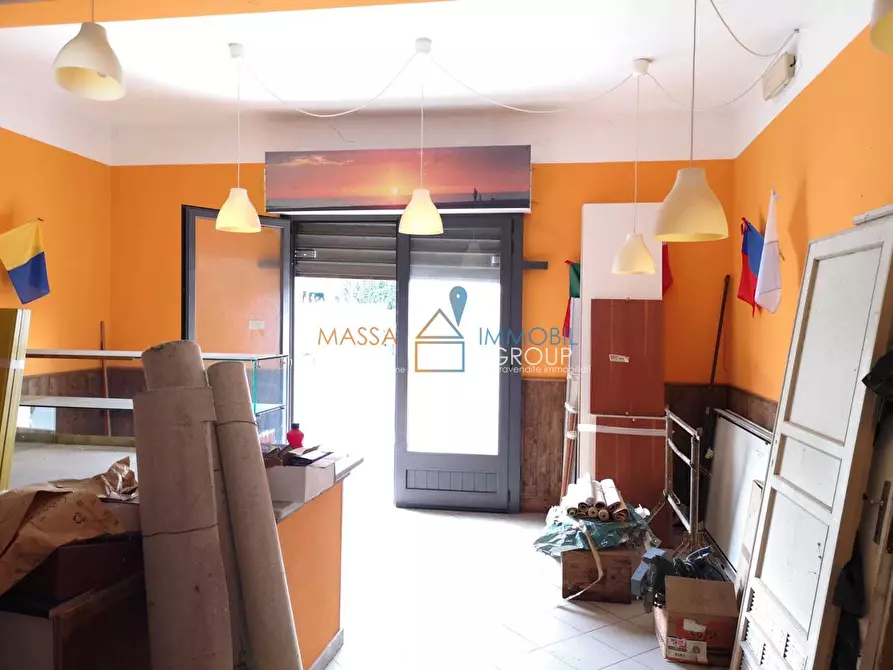 Immagine 6 di Locale commerciale in affitto  in Via Fonda 744 a Seravezza