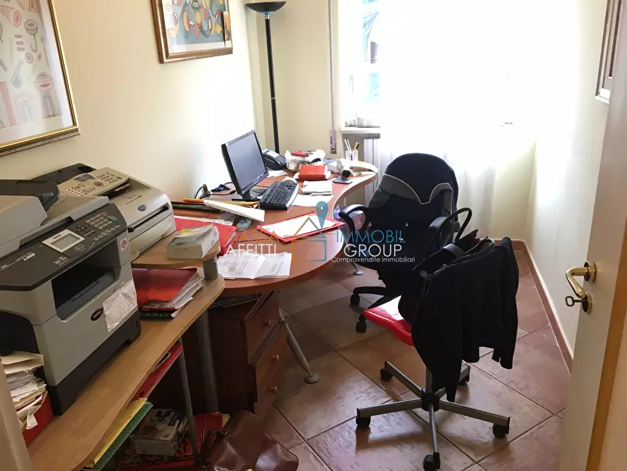 Immagine 5 di Ufficio in affitto  in Largo Giacomo Matteotti 6 a Massa