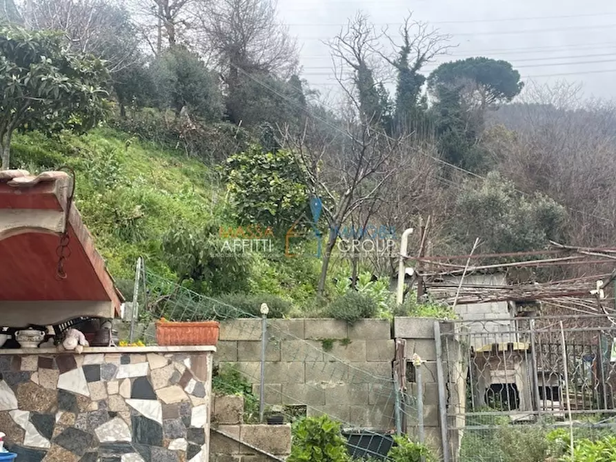 Immagine 11 di Porzione di casa in vendita  in Via San Francesco 11 a Massa