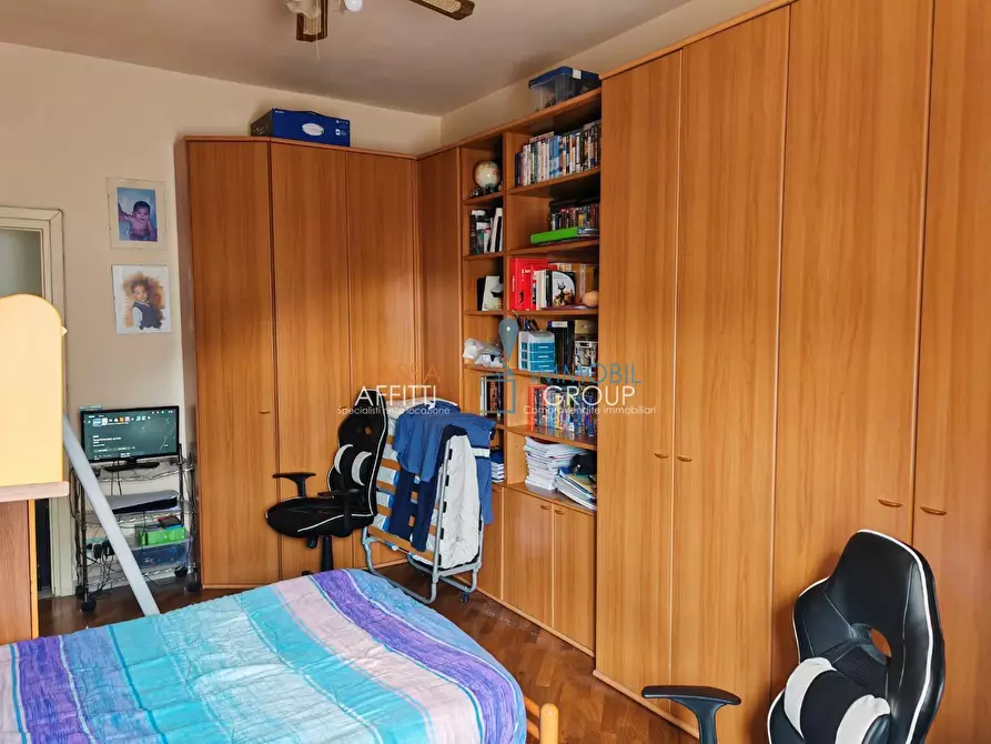 Immagine 11 di Quadrilocale in vendita  in Via Democrazia 21b a Massa