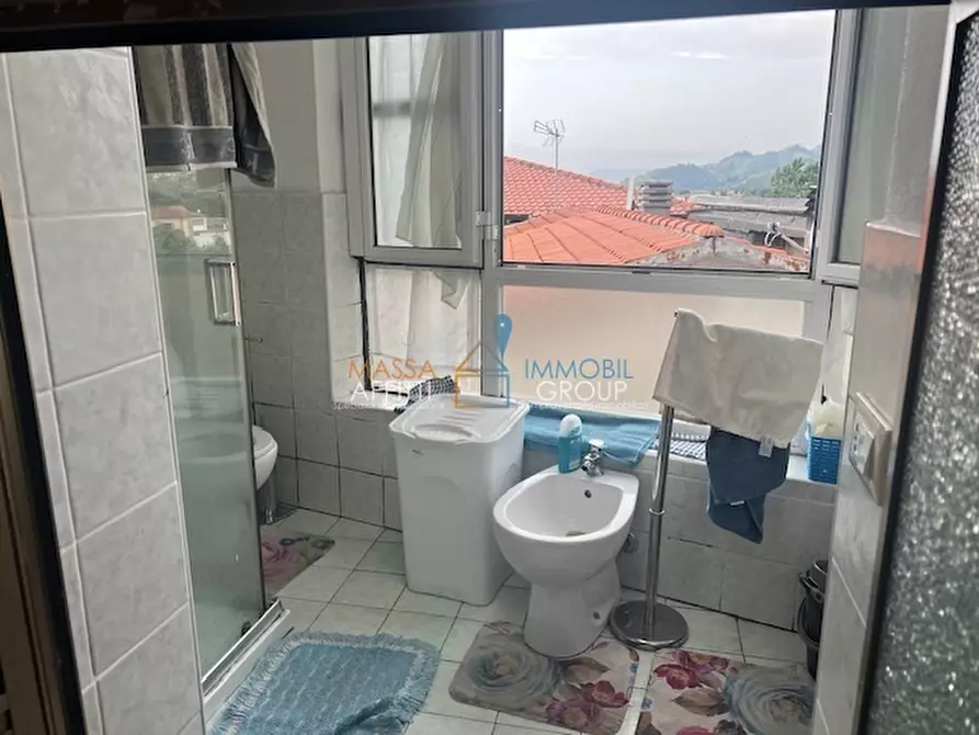 Immagine 19 di Porzione di casa in vendita  in Via Capaccola 3 a Massa