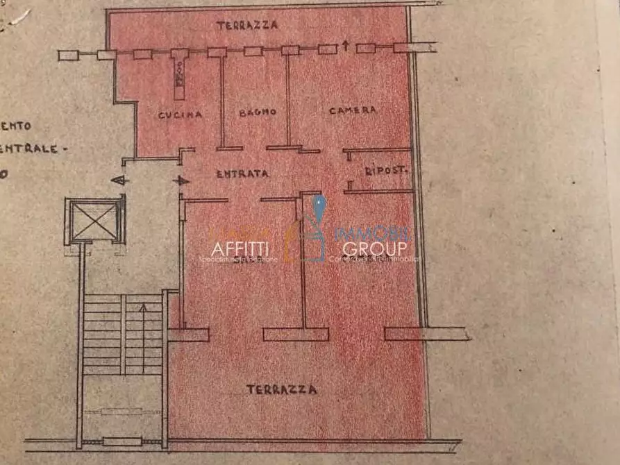 Immagine 11 di Quadrilocale in vendita  in Viale Eugenio Chiesa 7 a Massa