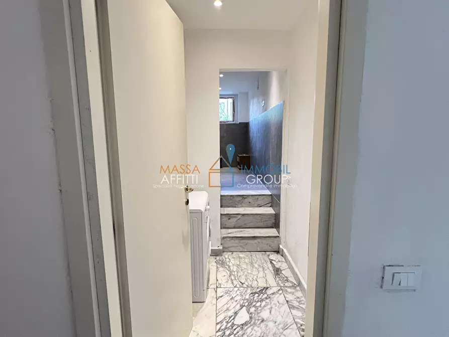 Immagine 16 di Trilocale in vendita  in Via Garibaldi 27 a Carrara