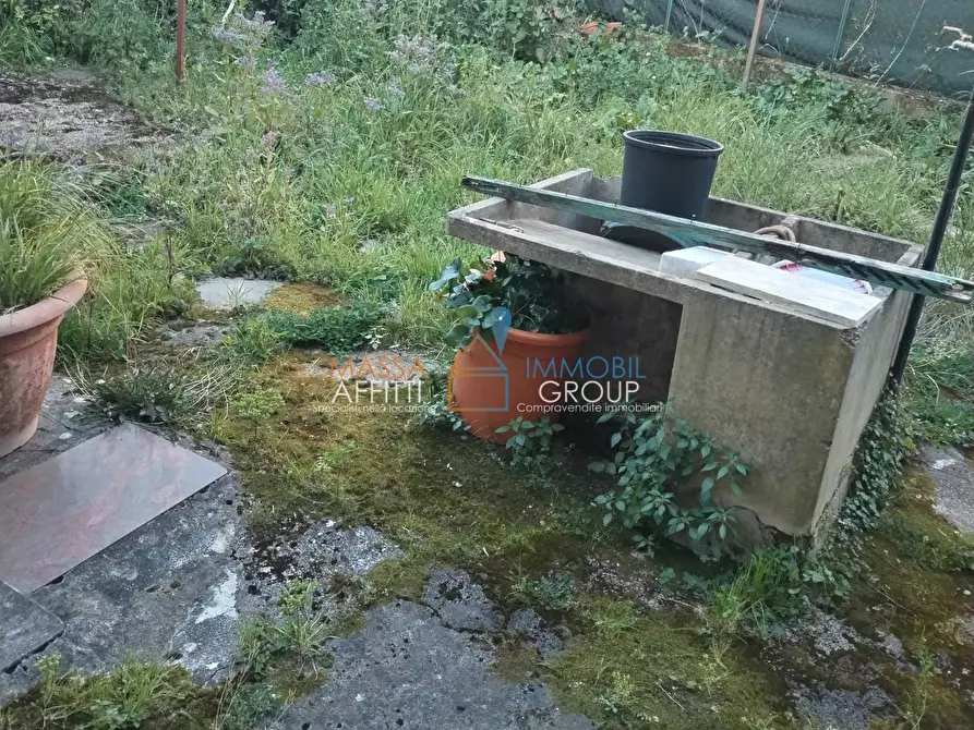 Immagine 8 di Casa indipendente in vendita  in Via Petroniano 10 a Massa