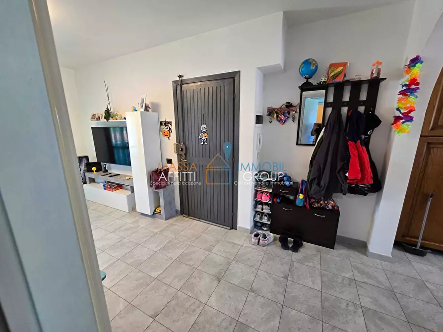 Immagine 9 di Pentalocale in vendita  in Via Manara Valgimigli 9 a Massa