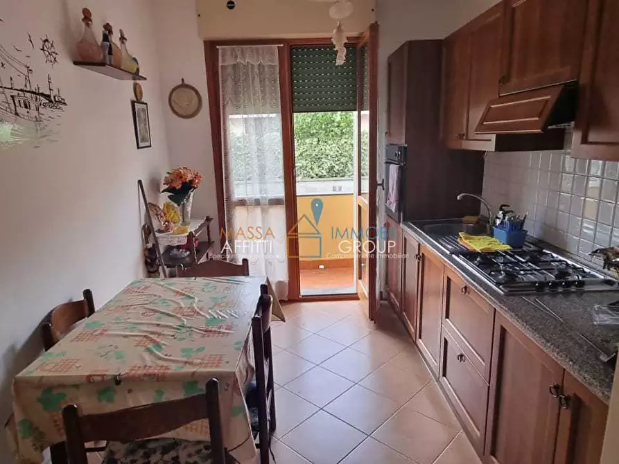 Immagine 5 di Pentalocale in vendita  in Viale Roma 264 a Massa