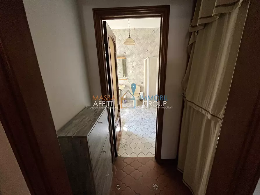 Immagine 17 di Pentalocale in vendita  in Via Giorgini G. Battista 1 a Massa