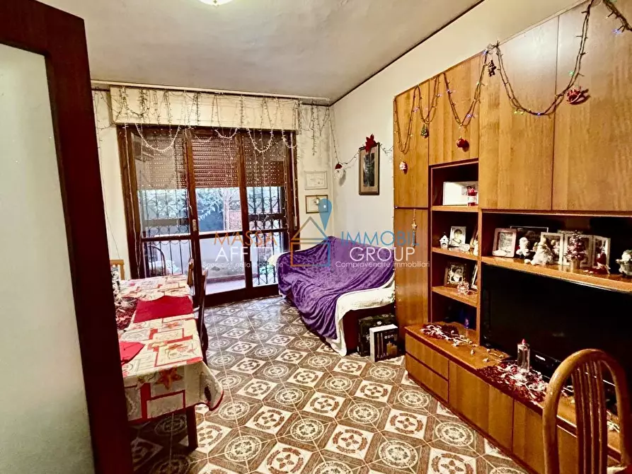 Immagine 4 di Quadrilocale in vendita  in Via G. Carducci 26 a Massa